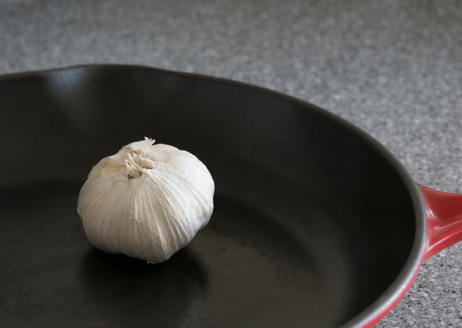 usturoi intreg tigaie