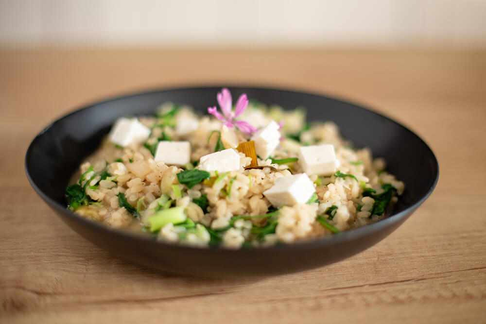 Fotografie Risotto cu spanac si branza de capra Fotografie Risotto cu spanac si branza de capra